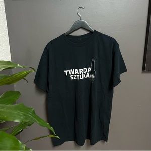 Vintage Tee Shirt Twarda Sztuka Size Large ($25)